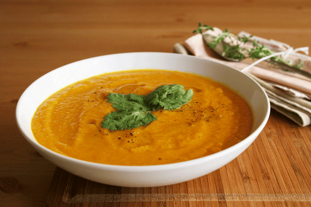 Cleansing Ginger, Carrot & Sweet Potato Soup
